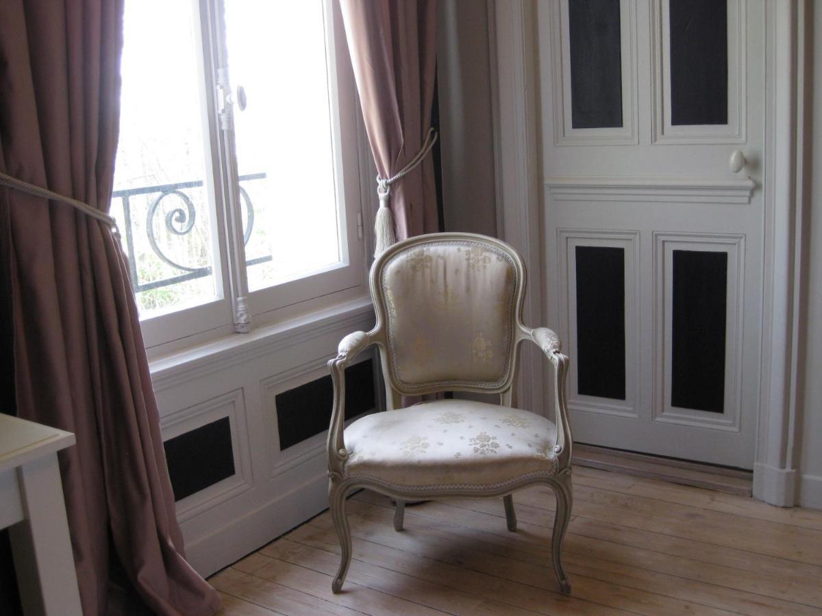Chateau De Launay Méry-Corbon Habitación foto