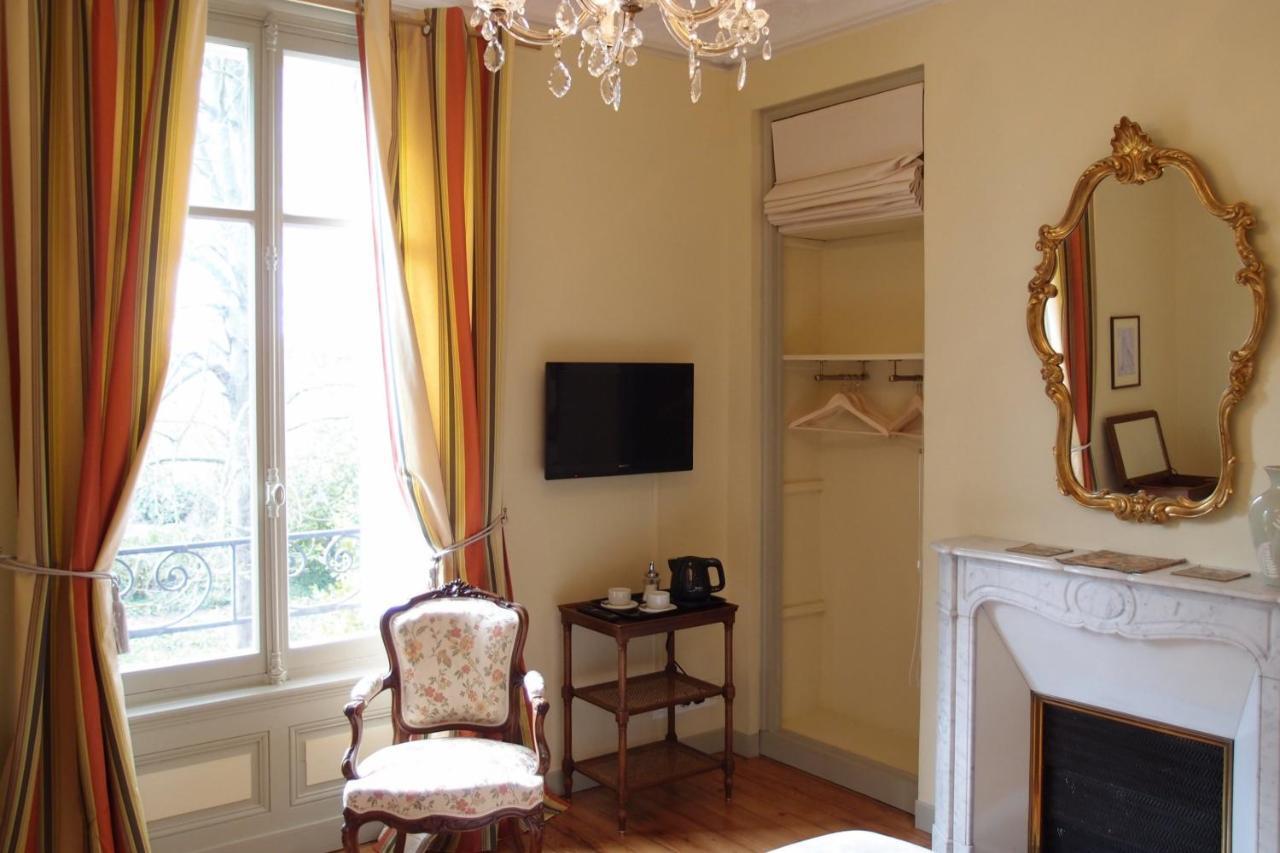 Chateau De Launay Méry-Corbon Habitación foto